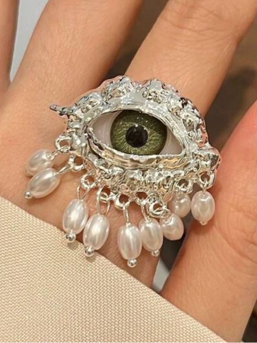 Eyeball Pearl Ring